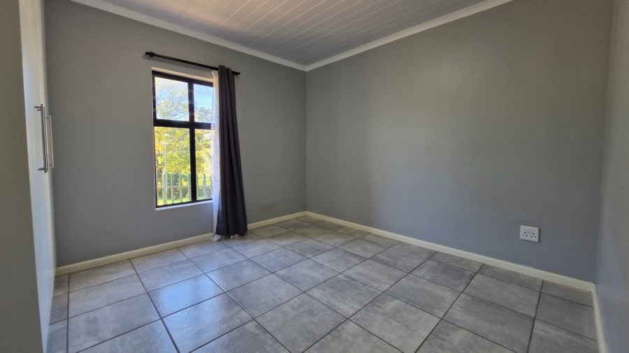 To Let 3 Bedroom Property for Rent in Glen Lilly Western Cape